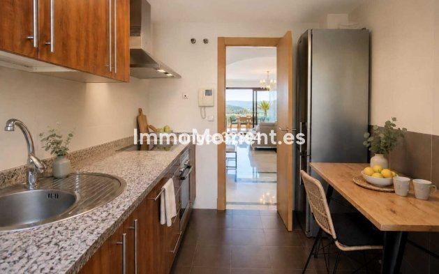 Resale - Apartment - Casares - Casares Centro