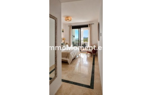 Resale - Apartment - Casares - Casares Centro