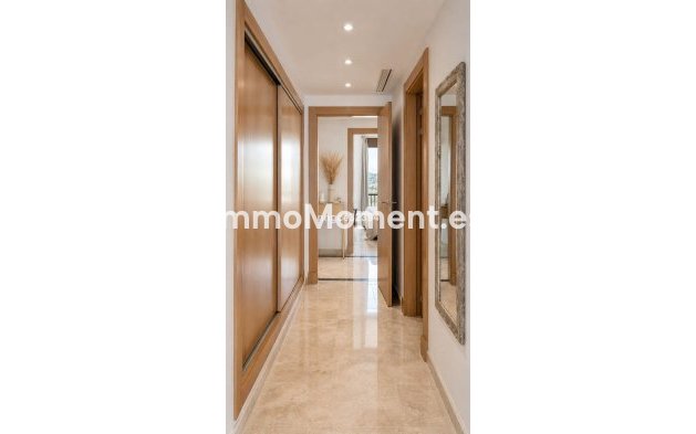 Resale - Apartment - Casares - Casares Centro