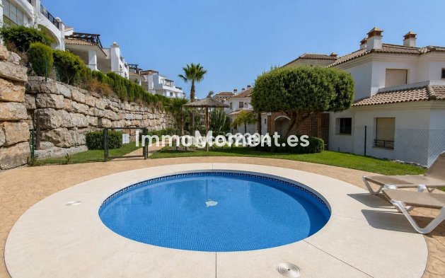 Resale - Apartment - Casares - Casares Centro