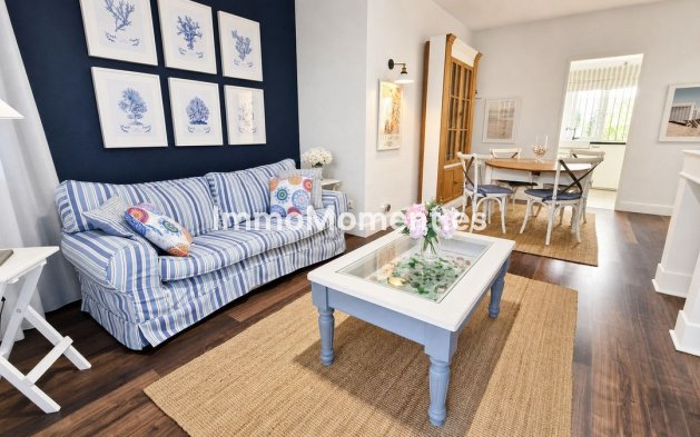 Reventa - Apartamento - Marbella - Elviria