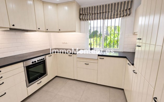 Reventa - Apartamento - Marbella - Elviria