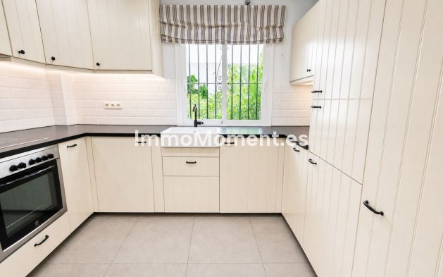 Reventa - Apartamento - Marbella - Elviria