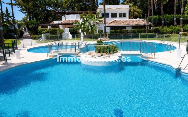 Reventa - Apartamento - Marbella - Elviria
