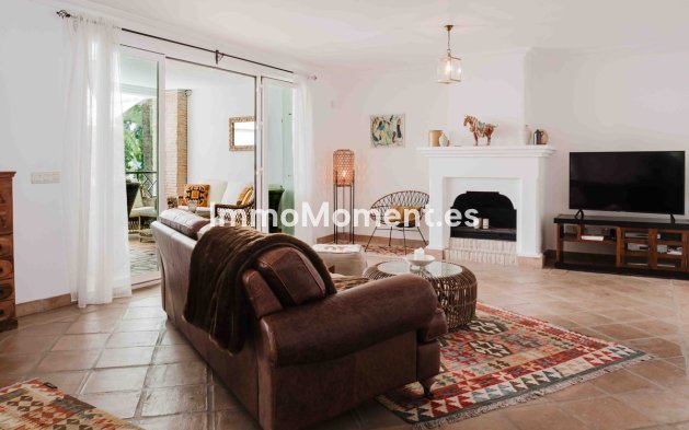 Reventa - Apartamento - Casares - Casares Centro