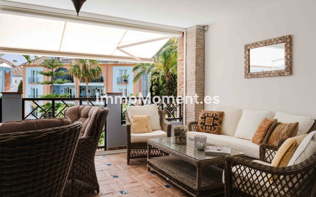 Reventa - Apartamento - Casares - Casares Centro