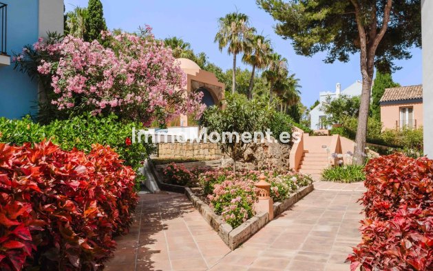 Reventa - Apartamento - Casares - Casares Centro