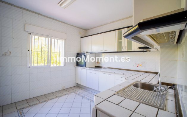 Resale - Country house - Inland  - Alhaurín el Grande Centro