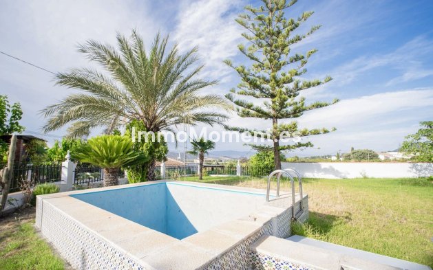 Resale - Country house - Inland  - Alhaurín el Grande Centro