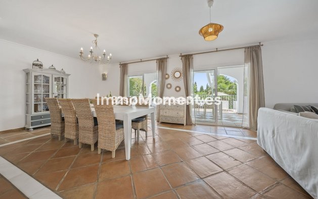 Bestaande woning - Vrijstaande villa - Estepona  - Estepona Centro