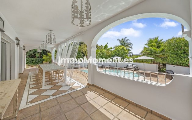Bestaande woning - Vrijstaande villa - Estepona  - Estepona Centro