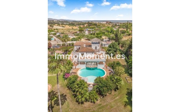 Bestaande woning - Vrijstaande villa - Estepona  - Estepona Centro