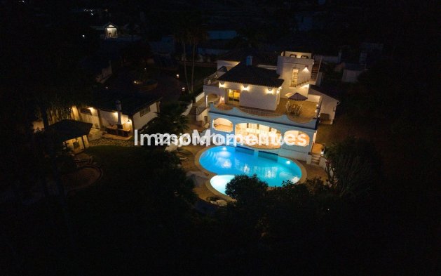 Bestaande woning - Vrijstaande villa - Estepona  - Estepona Centro