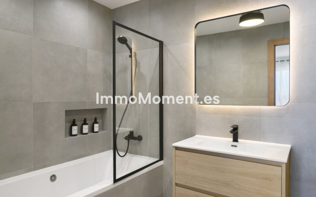 Revente - Appartement - Estepona  - New Golden Mile