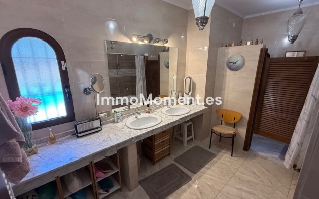 Bestaande woning - Vrijstaande villa - Orihuela - Orihuela Centro