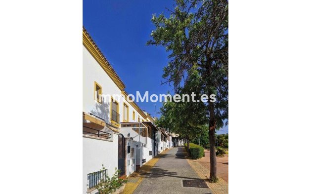 Bestaande woning - Rijtjeshuis - Estepona  - Estepona Centro