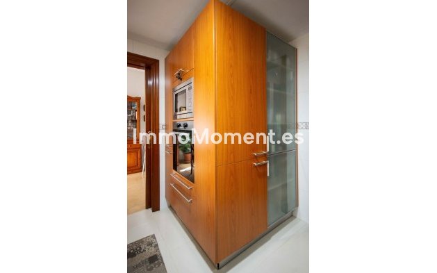 Bestaande woning - Rijtjeshuis - Estepona  - Estepona Centro