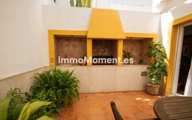 Bestaande woning - Rijtjeshuis - Estepona  - Estepona Centro