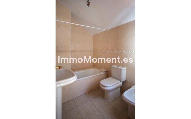 Bestaande woning - Rijtjeshuis - Estepona  - Estepona Centro