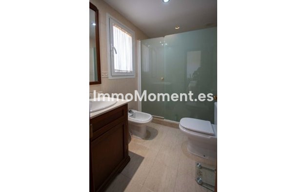 Bestaande woning - Rijtjeshuis - Estepona  - Estepona Centro