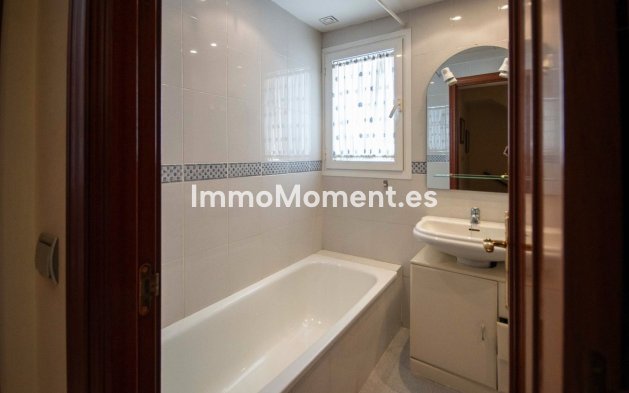 Bestaande woning - Rijtjeshuis - Estepona  - Estepona Centro