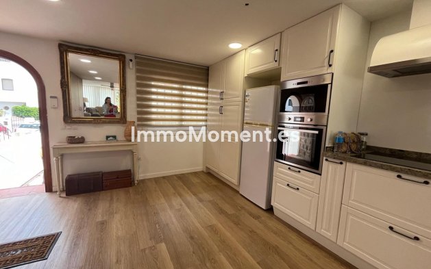 Revente - Appartement - Estepona  - Estepona Centro