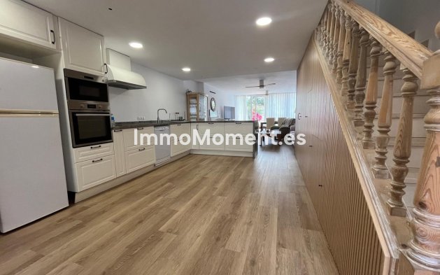 Revente - Appartement - Estepona  - Estepona Centro
