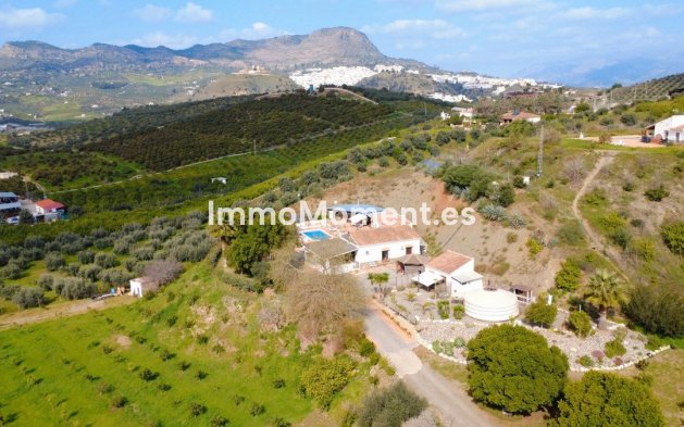 Reventa - Villa independiente - Interior  - Alora