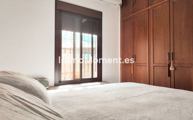 Reventa - Villa independiente - Interior  - Alora