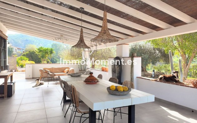 Reventa - Villa independiente - Interior  - Alora