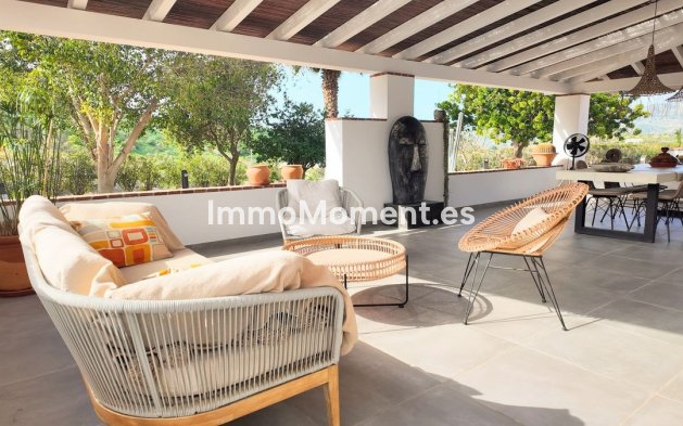Reventa - Villa independiente - Interior  - Alora