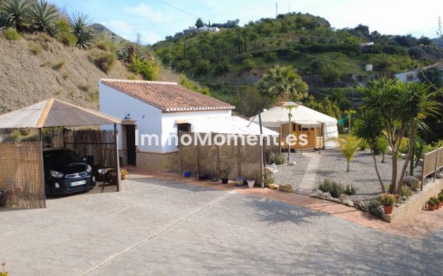 Reventa - Villa independiente - Interior  - Alora