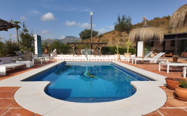 Reventa - Villa independiente - Interior  - Alora