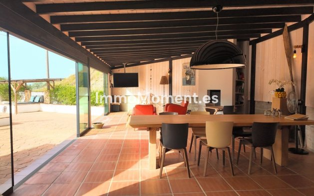 Reventa - Villa independiente - Interior  - Alora