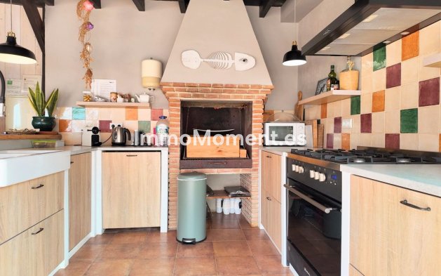 Reventa - Villa independiente - Interior  - Alora