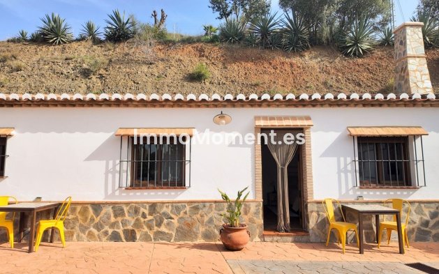 Reventa - Villa independiente - Interior  - Alora