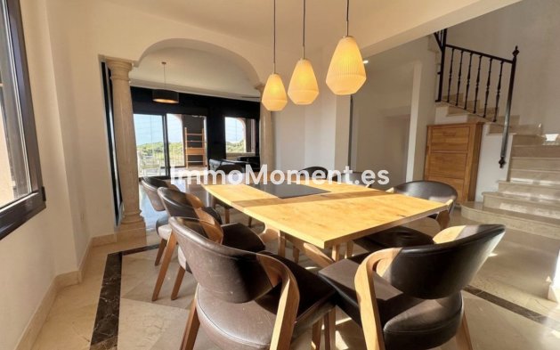 Bestaande woning - Vrijstaande villa - Estepona  - Estepona Centro