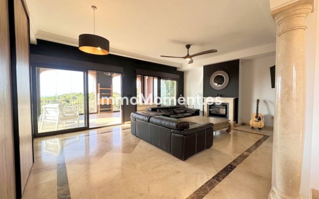 Bestaande woning - Vrijstaande villa - Estepona  - Estepona Centro