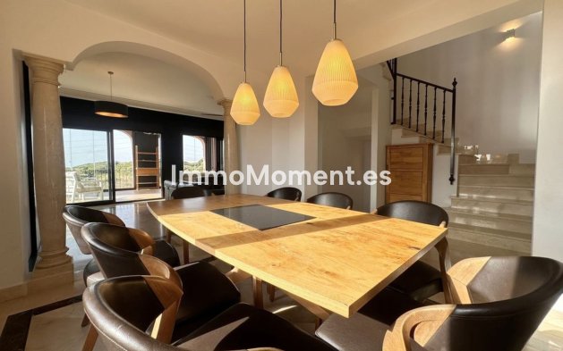 Bestaande woning - Vrijstaande villa - Estepona  - Estepona Centro