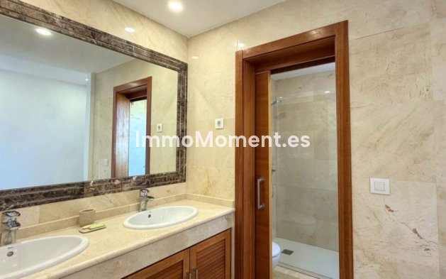 Bestaande woning - Vrijstaande villa - Estepona  - Estepona Centro