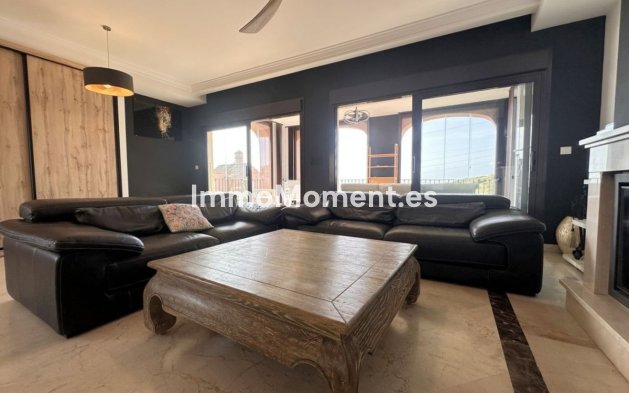 Bestaande woning - Vrijstaande villa - Estepona  - Estepona Centro