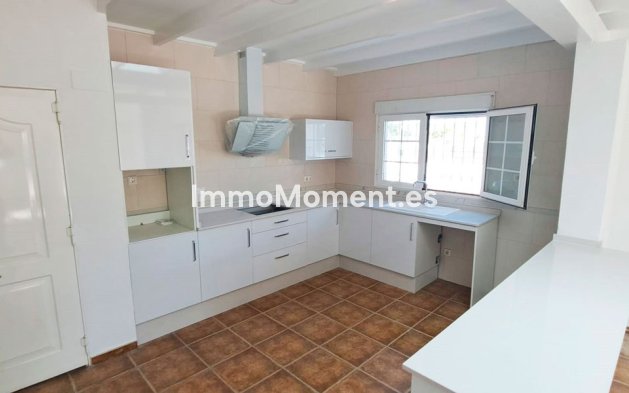 Bestaande woning - Vrijstaande villa - Catral - Catral Centro