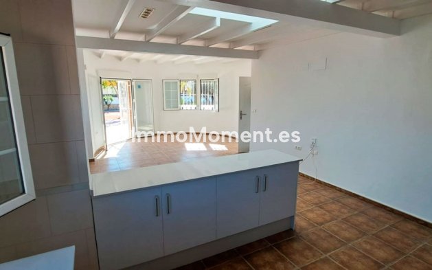 Bestaande woning - Vrijstaande villa - Catral - Catral Centro