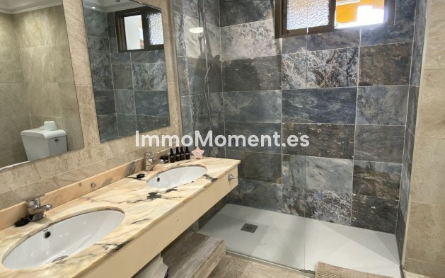 Bestaande woning - Appartement - Estepona  - Atalaya