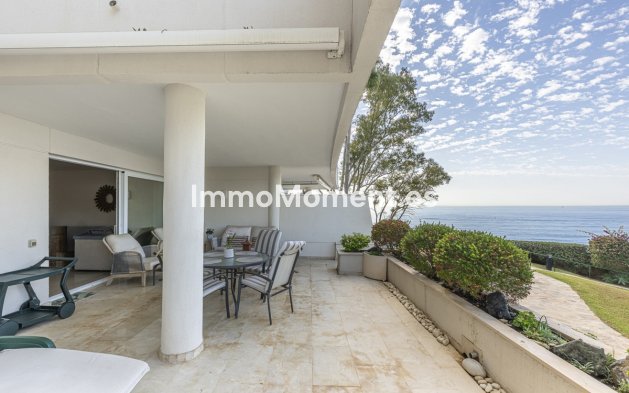 Revente - Appartement - Estepona  - Estepona Centro