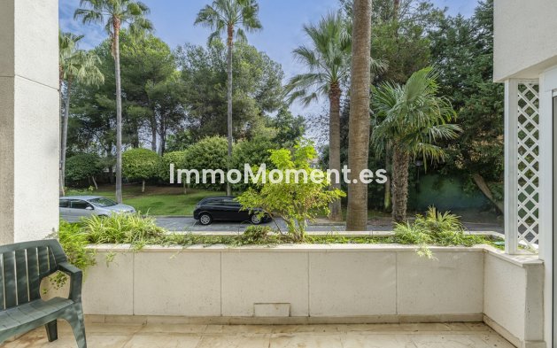 Revente - Appartement - Estepona  - Estepona Centro
