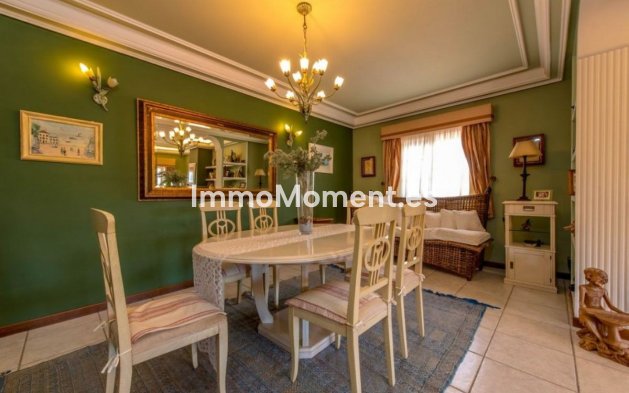 Resale - Detached villa - Torrevieja - La Mata