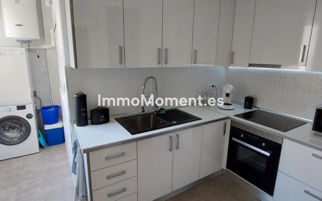 Resale - Apartment - Torrevieja - Torrevieja Centro