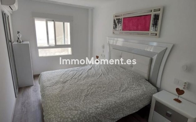 Resale - Apartment - Torrevieja - Torrevieja Centro
