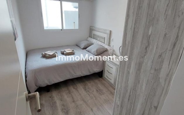 Resale - Apartment - Torrevieja - Torrevieja Centro